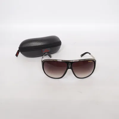 Solglasögon (Svart) från Carrera