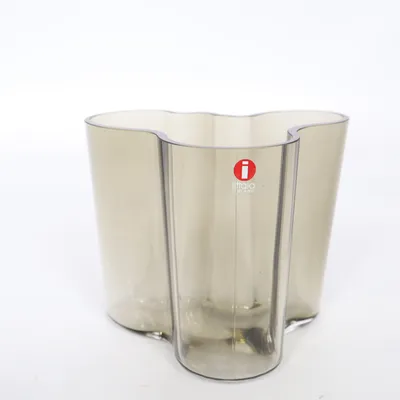 Vaas (Bruin) van Alvar Aalto