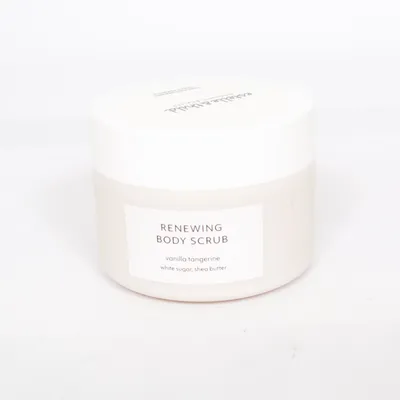Body scrub (Renewing Body Scrub) from Estelle & Thild