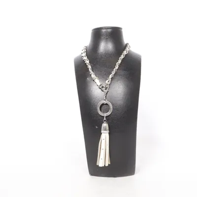 Halsband (Silverfärgad, Beige) från Plain Vanilla Okänd metall