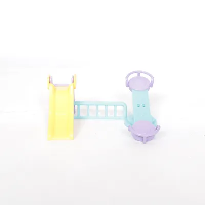 Dockskåpsmöbler (Lila, Gul, Blå) från Simba