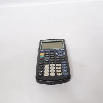 Grafräknare (Ti-83 Plus) från Texas Instruments