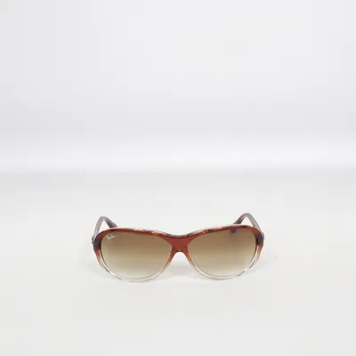 Solglasögon (RB 4153) från Ray-Ban