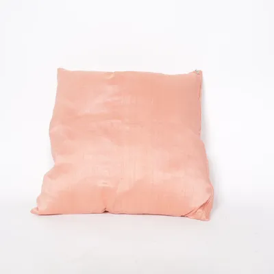 Cushion (Pink) from Engmo Dun