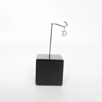 Pendant (Gold) Unknown metal