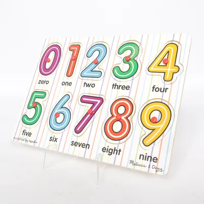 Aktivitetsleksak (pussel / knoppar / siffror) från Melissa & Doug