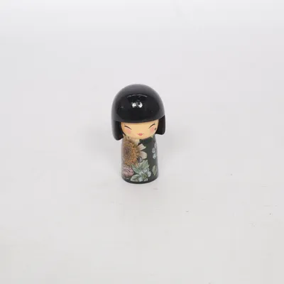 Kokeshi (Svart, Flerfärgad)