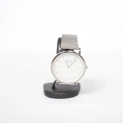 Montre (Argent, Blanc) de Visa