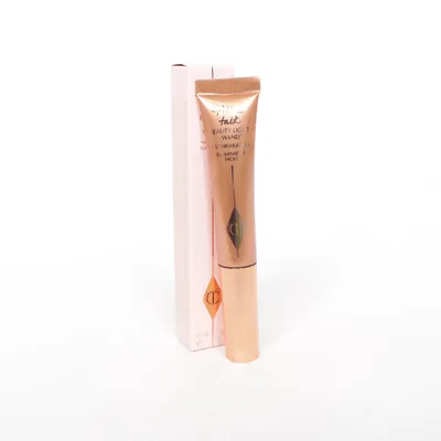 Highlighter (Pillow Talk Beauty Light Wand) från Charlotte Tilbury