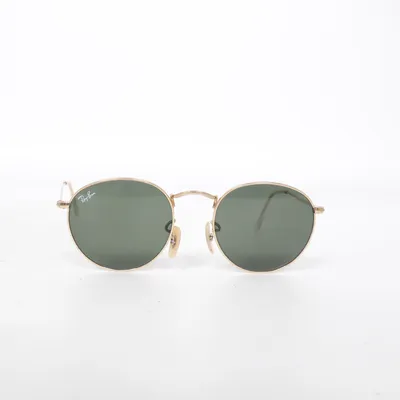 Solglasögon (RB 3447) från Ray-Ban
