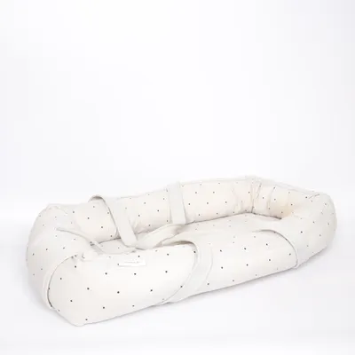 Babynest (Beige, Sort) fra Liewood