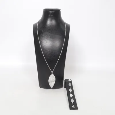Smyckesset (Silverfärgad) från LBVYR Okänd metall