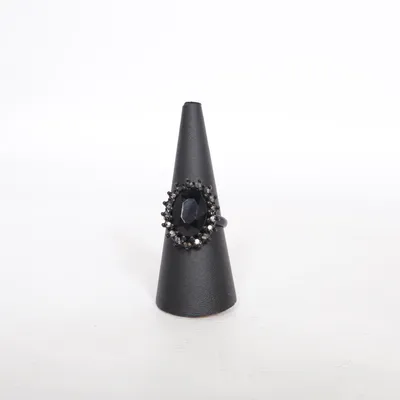 Ring (Zwart) Onbekend materiaal