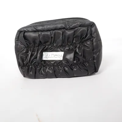Toilet bag (Black) from IsaDora