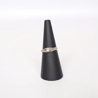 Ring (Silverfärgad) Okänd metall