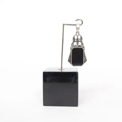 Pendant (Black, Silver) Unknown metal