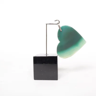Pendant (Green) Unknown metal
