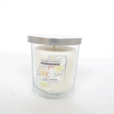 Doftljus (Vit) från Yankee Candle