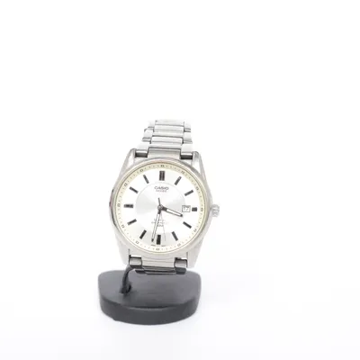 Armbandsur (Silverfärgad) från Casio