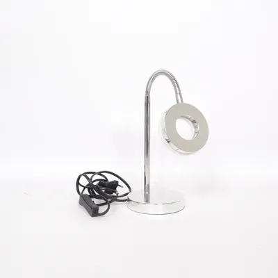 Skrivbordslampa (Silverfärgad, Vit) från Reality Leuchten
