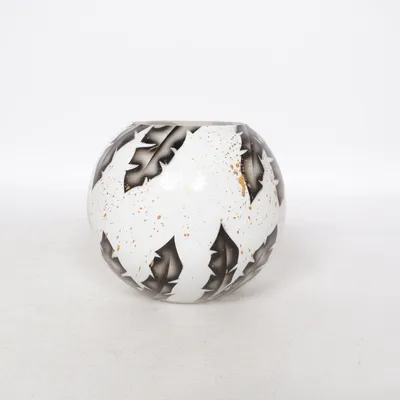 Vas (Vit, Svart) från Nybro Crystal Sweden