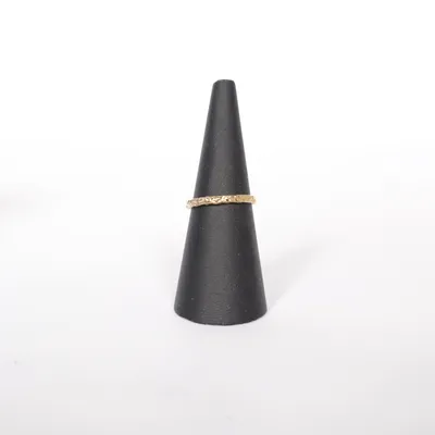 Ring (Guldfärgad) Okänd metall