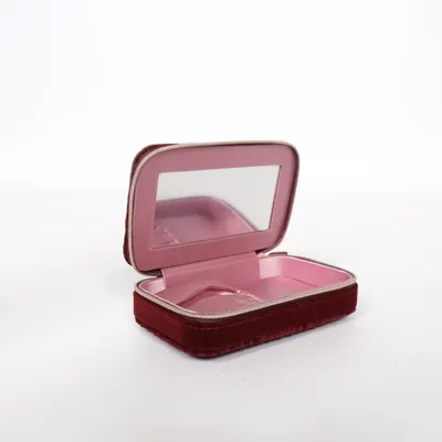 Smyckesförvaring (Röd) från Charlotte Tilbury