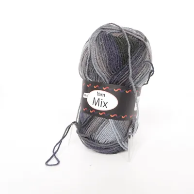 Garn (Mix) från Yarn Akryl