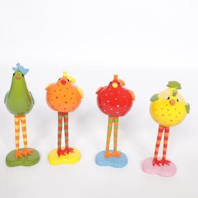 Figurine (Multicolored)