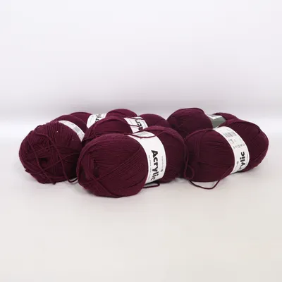 Yarn (Purple) from ScandinaviU Acrylic