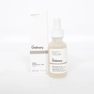 Serum (Alpha Arbutin 2% + Ha) från The Ordinary