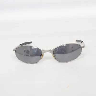 Sonnenbrille (Silber) von Oakley