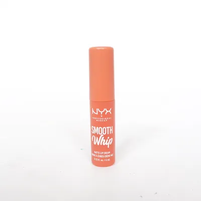 Läppstift (Smooth Whip) från NYX Professional Makeup