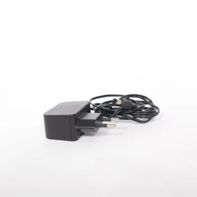 Mobile charger (ASSA105E-090030) from Delta-Sport