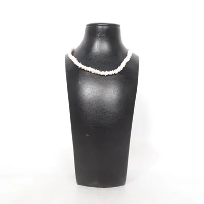 Halsband (Rosa) Okänd metall, Snäckor