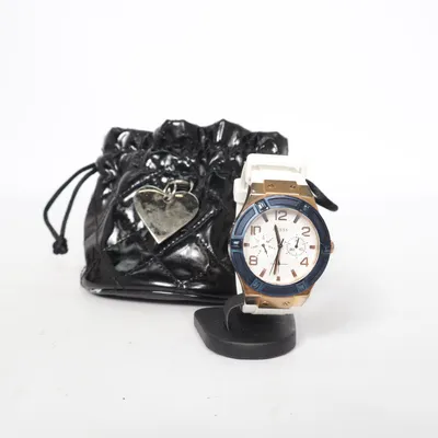 Montre (Blanc, Bleu, Or) de Guess