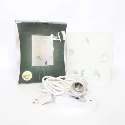 Vägglampa (Vit) från Globo