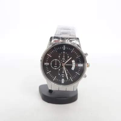 Armbandsur (Silverfärgad, Svart) från Geneva