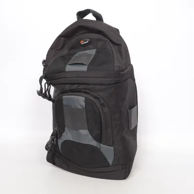 Kameraväska (Svart) från Lowepro