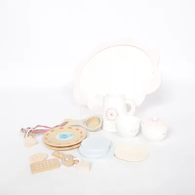 Doll tableware (Pink, Blue, White) from Kids Concept
