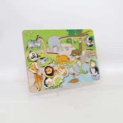 Activity toy (Green, Multicolored) from Delta-Sport