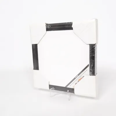 Canvas (Black, White)