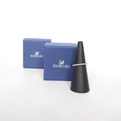 Ring (Rosa) från Swarovski Okänd metall