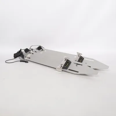 Långfärdsskridskor (Silverfärgad, Blå, Svart) från Isvidda