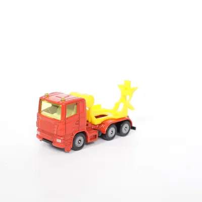 Voiture jouet (Rouge, Jaune, Noir) de Siku