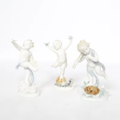 Figurine (White, Blue, Brown) from Goebel