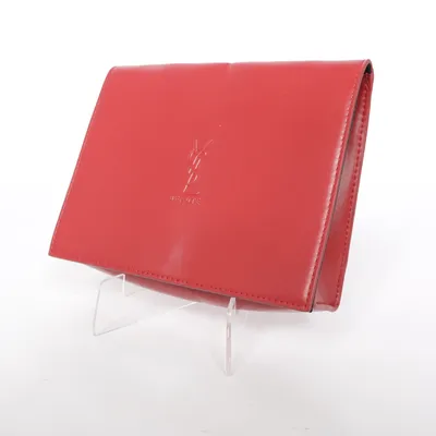 Necessär (Röd) från Yves Saint Laurent Beauté