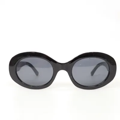 Sunglasses (Black) from Carin Wester