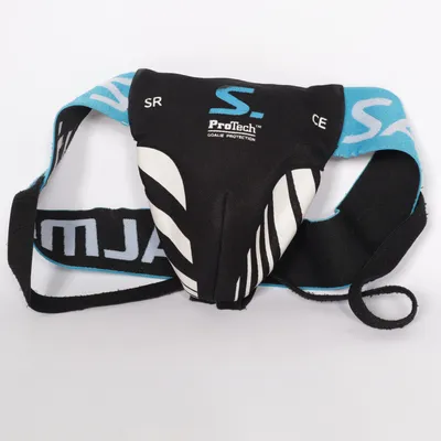Sports equipment (Protech) from Salming