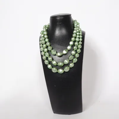 Collier (Vert) Métal inconnu